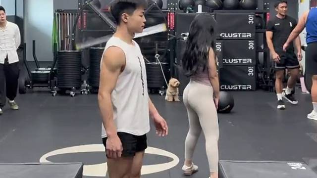 各看各的