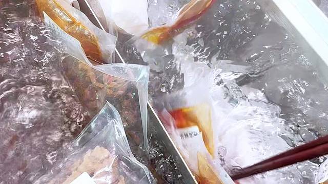 粉面店用成品浇头出餐根本不用愁！