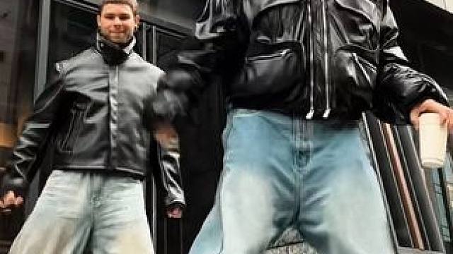 一滴咖啡都没洒出来