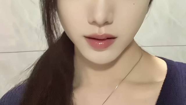 仿佛你只需静静看我一眼