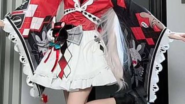 关注火花谢谢喵