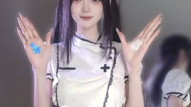 嘻嘻嘻嘻嘻 穿搭