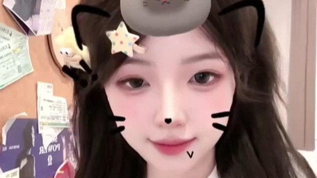 今天是超甜猫咪小可爱谁能够拒绝呀！