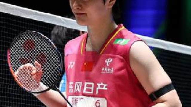 2-0！王祉怡创造历史，首夺全英赛冠军，终结安洗莹36连胜