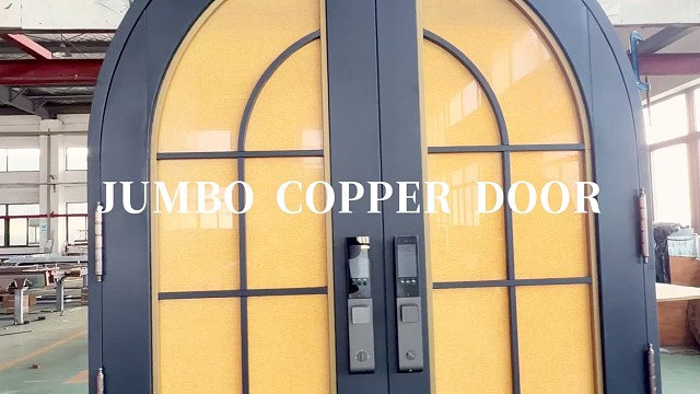 让复古美学与现代性能并存#中宝天一铜门 #别墅门 #铜门 #上海