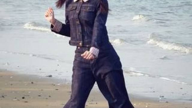 就这样莫名其妙的爱上你
