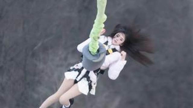 短暂的失重后是迎来无限的自由