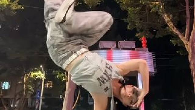 来qq炫舞了 上号吗