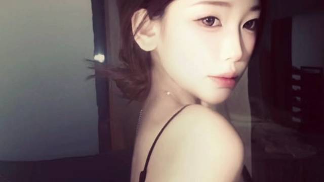 让你小心女人，结果你小小的心里全是女人