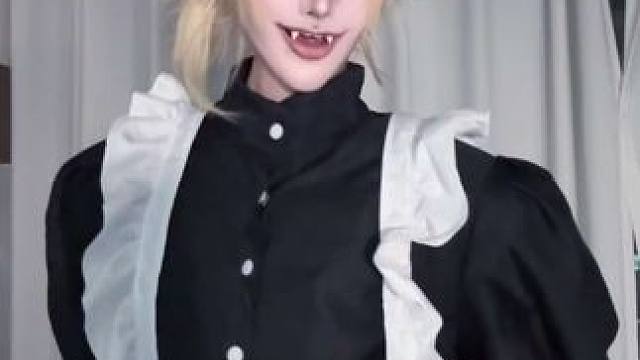 看我不爽很正常 看我爽了还了得 童磨 致歉一切