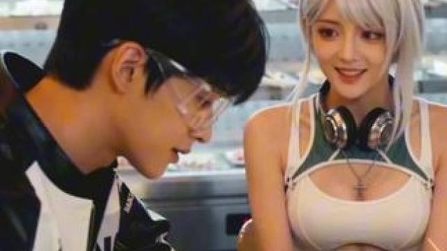 克烈刚开播就刷到711更新的雷霆剧情，英雄关系仍旧错综复杂