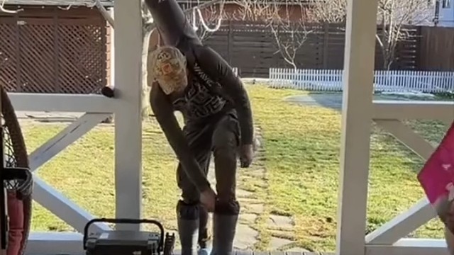 钓鱼的瘾真大 美人计都留不住[捂脸]