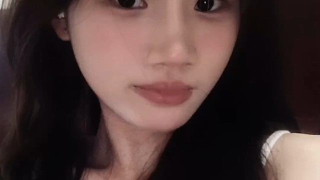 我们相拥 直到心跳同频