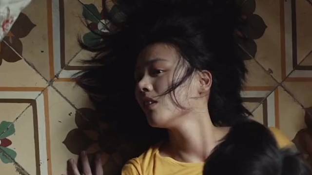 女儿被姐夫侵犯，妈妈在隔壁却视而不见