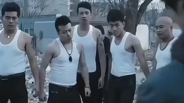 身刺龙虎功深藏，最强纹身喜洋洋。
#禁止向未成人提供纹身服务