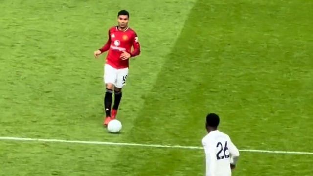 防守太差了，这么小的角度都不放铲