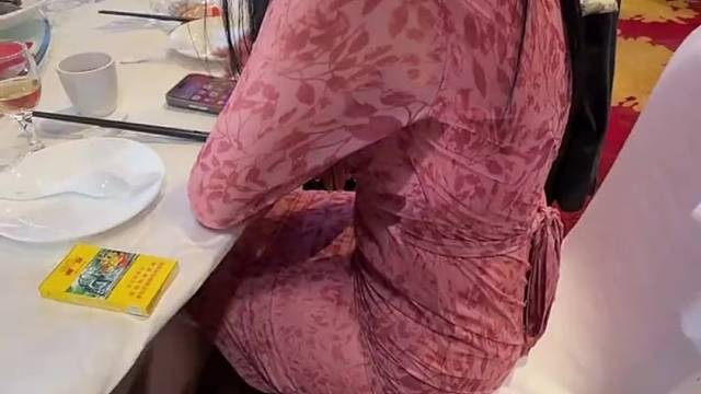 看着表情你没机会