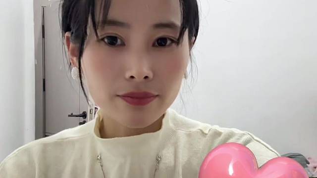 把烦恼丢进梦里，把温柔还给晨光。