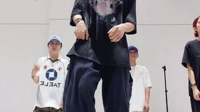 今个依旧是0基础细节到位的小班课