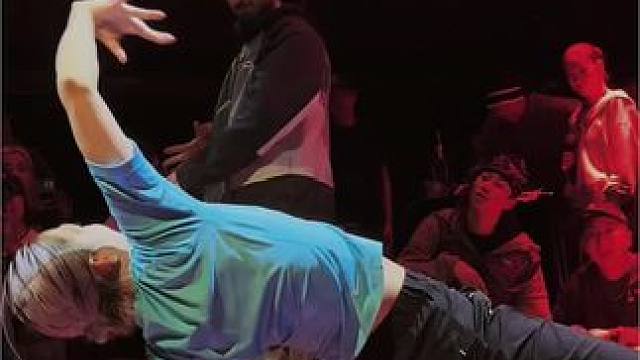 最近想多挑战waacking 再冷静再细节去思考 该甩甩手了