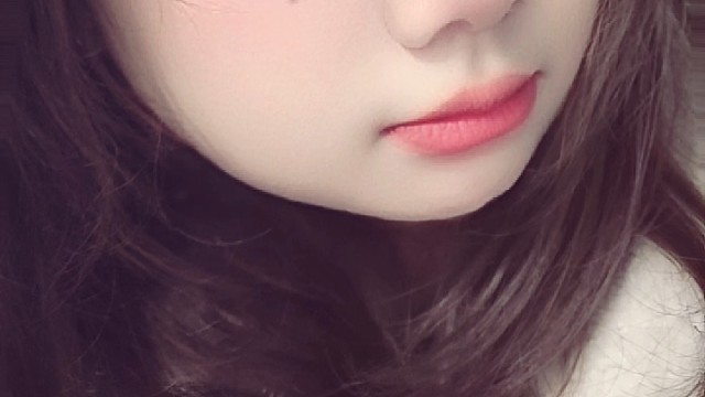 我卖了个萌你就找人把我的齐刘海打歪也太过分了吧