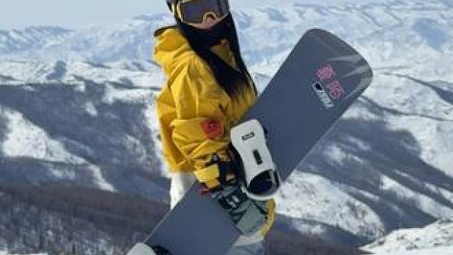 又一个月没休息啦，到可可就被军训，每次来都是，从顶门到差不多关门