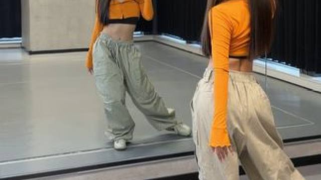 快艾特你的旅行搭子来学这支小甜舞！