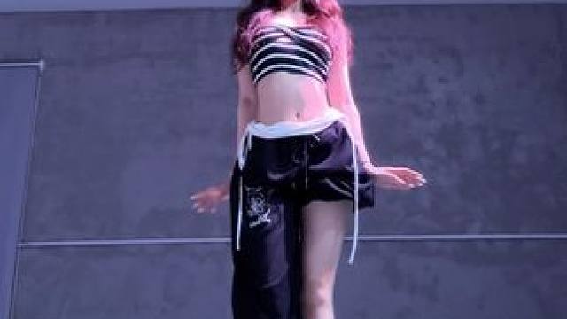 都来跳这个美女舞！！