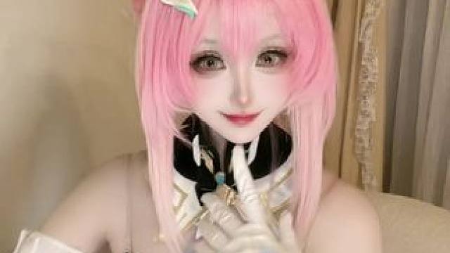 小爱比心 （努力再发一次） cos变装