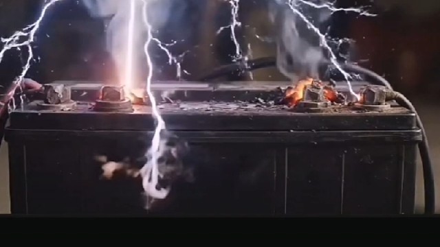 #汽车电瓶 #这就叫专业 #汽车 #知识分享 #导航中控雷达定速巡航电动折叠踏板智能大屏记录仪座套订