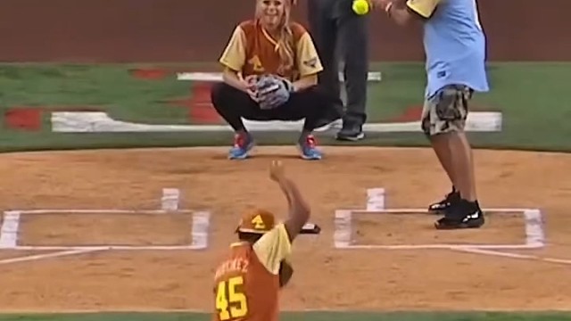 棒球比赛中的欢乐时刻！#棒球