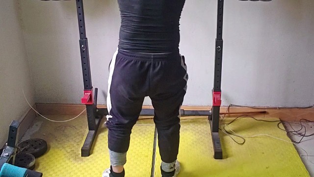 首次深蹲110公斤