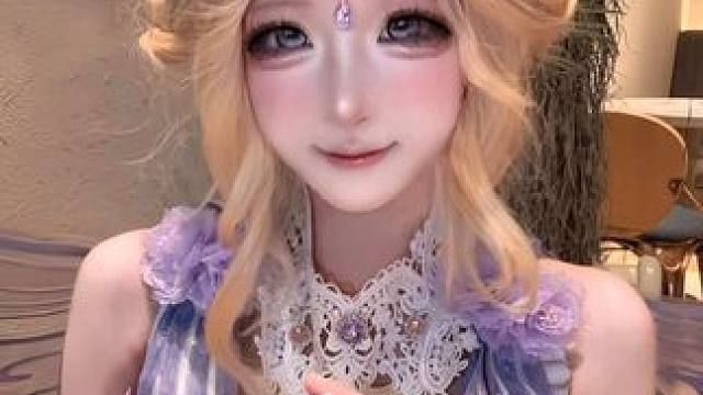 天气冷冷的 心是暖暖的