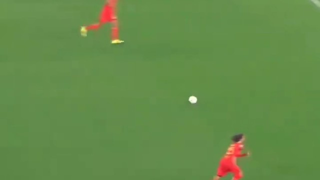 来自那不勒斯的简洁快攻！