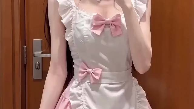 粉白荷叶边套装也太温柔了！少女感拉满的小裙子！#少女感穿搭 #清新连衣裙 #日常穿搭分享