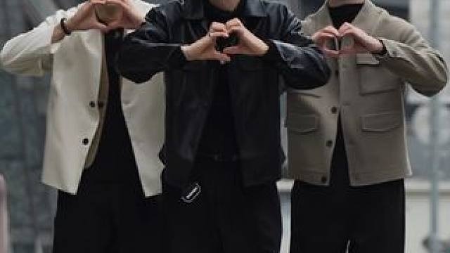 如果姆巴佩在C位，那么左右边是谁?