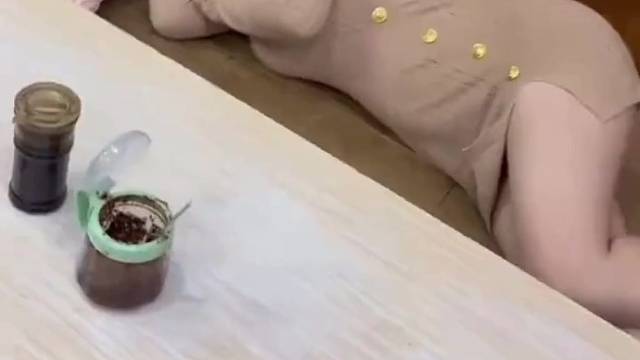 嫂子 我忍不住了，让我泄把火