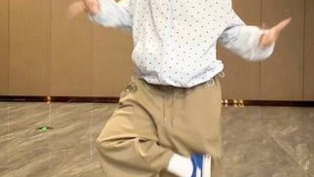 穿新鞋子我就这样！