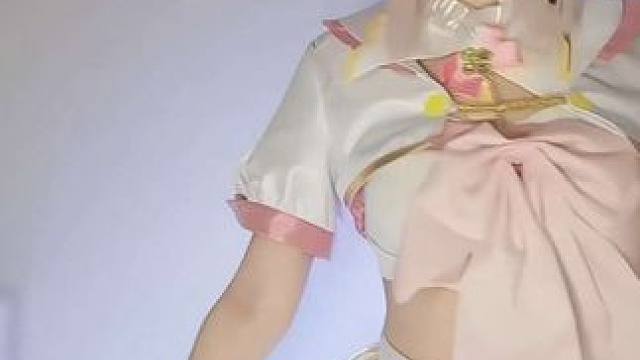 我并不是要捍卫王位 而是为了猎杀在座的各位