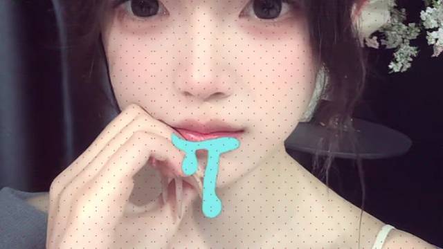 李子怡很忙的