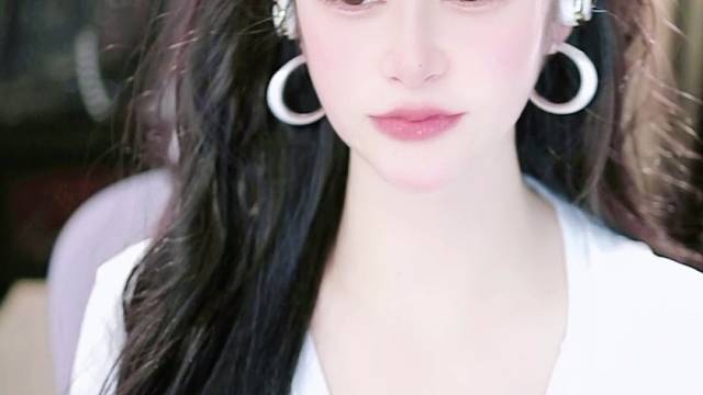 欢迎来到玲珑112233的直播间