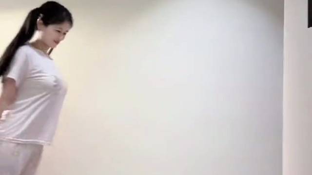 这松弛感拉满了