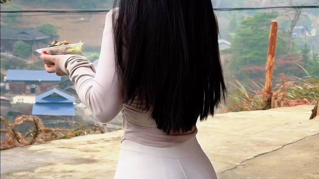 小村庄月弯弯