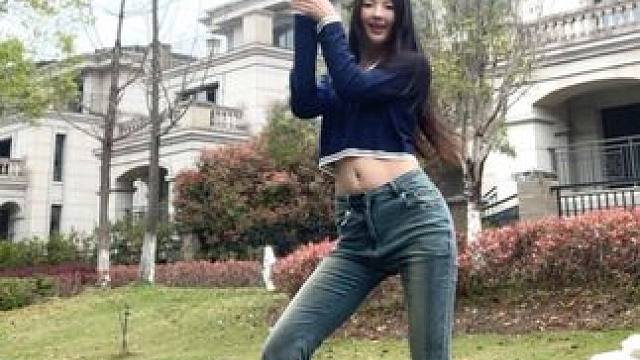就喜欢现在这种穿什么都合适的季节