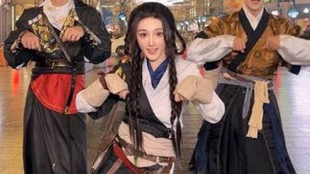 不见山三聪明！