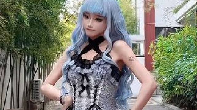 不知道啊 姐妹怎么抢镜头呢！