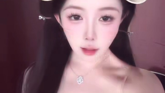 笨蛋美女