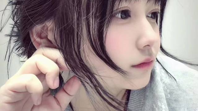 我可以陪你吃苦 你能陪我上班吗？