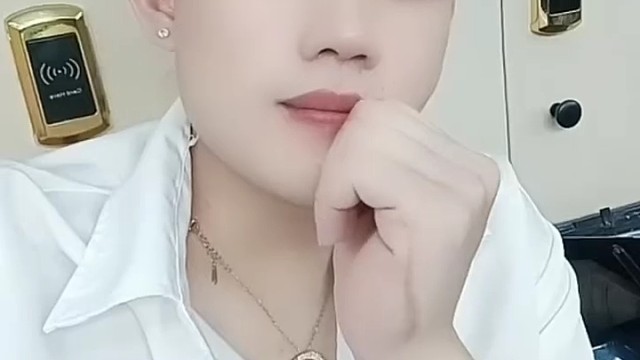 说承诺的人早就忘了，只有听的人还记得