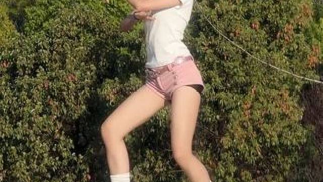 听NEW DANCE就感觉夏天要来啦！